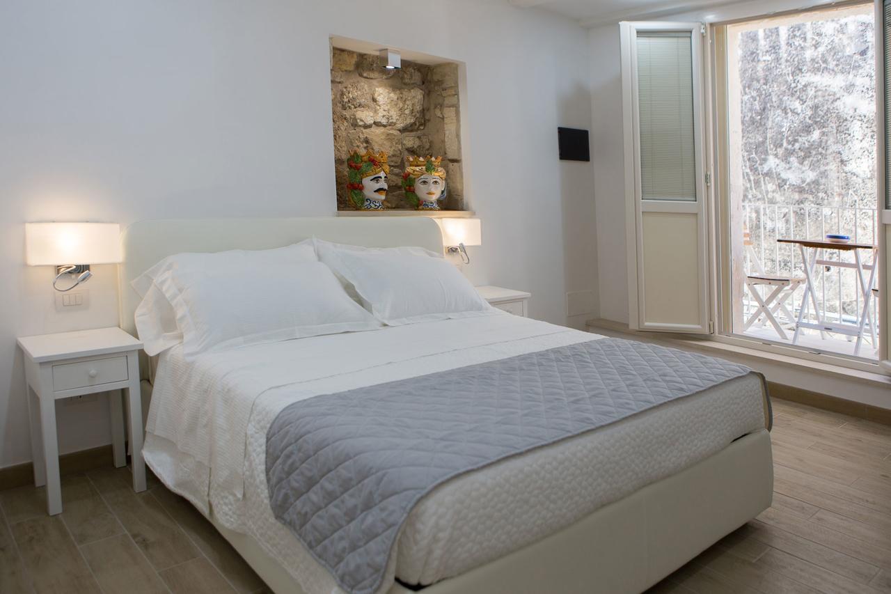 Vento Di Sicilia Bed & Breakfast Syracuse Exterior photo